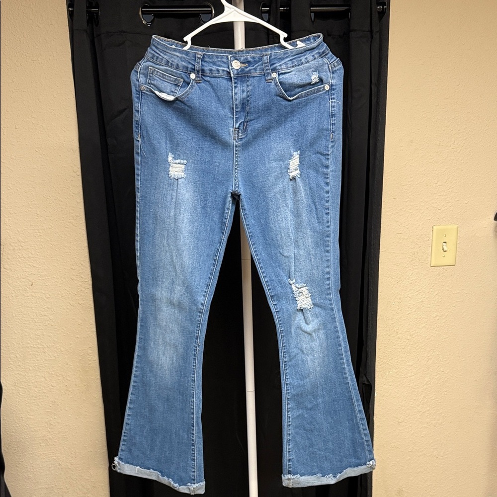 Women's Blue Distressed Jeans size 9/10